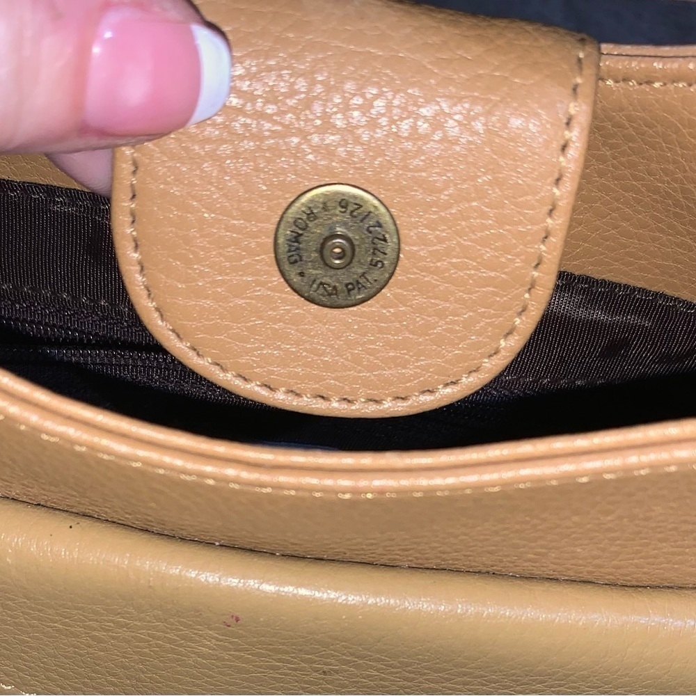 Q&A Small Tan Purse and Wallet - Picture 11 of 14